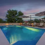 Zadarvillas Vila *
