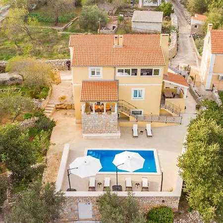 Zadarvillas Sali