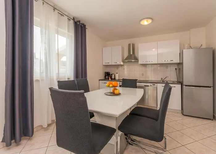 Zadarvillas * סאלי