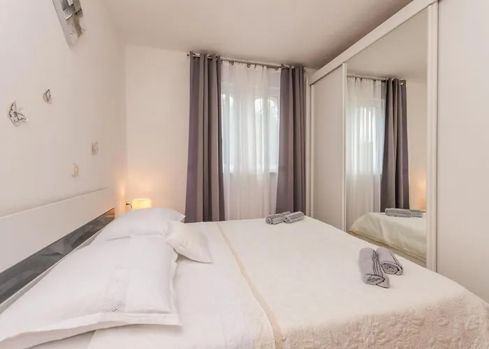 Zadarvillas * סאלי