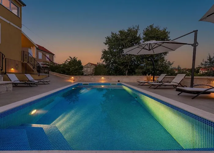 וילה Zadarvillas *