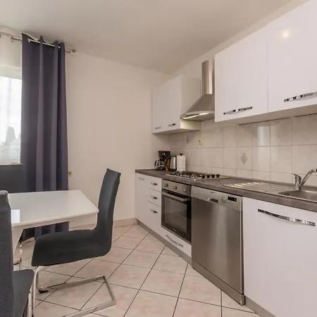 Willa Zadarvillas Sali