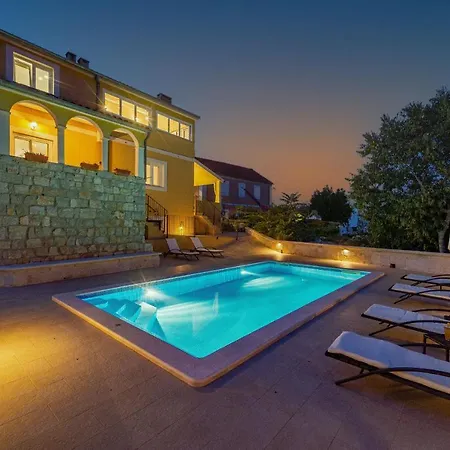 Zadarvillas * Sali