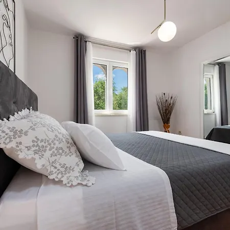 Zadarvillas Villa