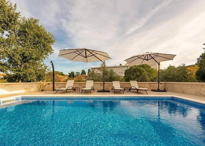 Zadarvillas Βίλα