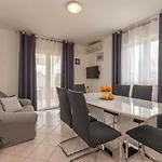Zadarvillas Vila *