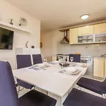 Zadarvillas Vila *