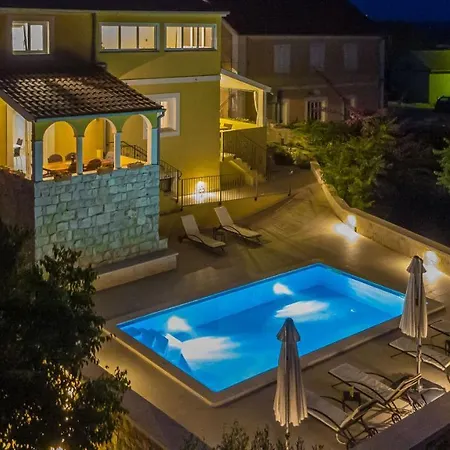 Zadarvillas * Sali