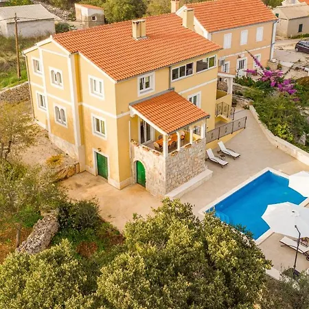Zadarvillas * Sali